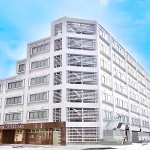 Universal Karasuma *** 京都